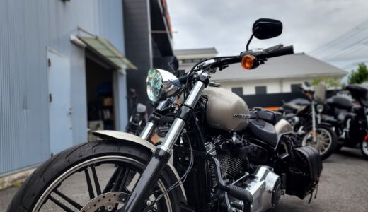 バイクの顔といえば、、そうヘッドライトです